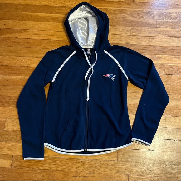 NFL Patriots Reebok Navy Blue Hoodie with Logo - Picture 1 of 3